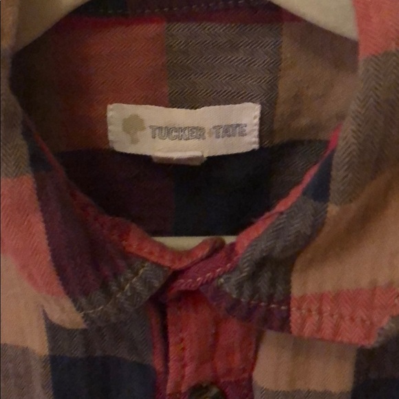 Tucker Tate medium weight plaid button down 🍁 - Picture 5 of 6